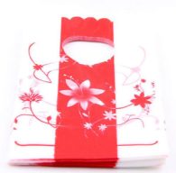 תכשיטנות: 50 שקיות אריזה עם ידית עיצוב פרחים אדום לבן