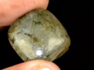 אבן חן: לברדורייט מלוטש לשיבוץ (מדגסקר) 23.50 קרט