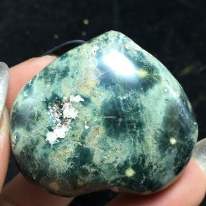 ג'ספר אוושן ליטוש לב גווני ירוק במשקל: 45 גרם