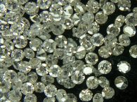 50 יהלומים לשיבוץ ליטוש עגול בקוטר: 0.70 מ"מ ניקיון: i צבע: f