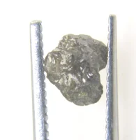 יהלום גלם אפרפר משקל: 1.10 קרט מידה: 6.96*6.63*3.89 מ"מ