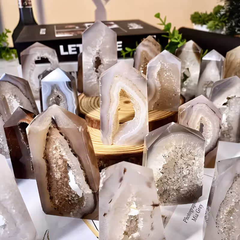 אגט ג'אוד במשקל: כ 150 גרם